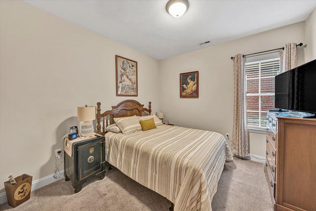 475 Deer Run CIR, Salem, VA 24153