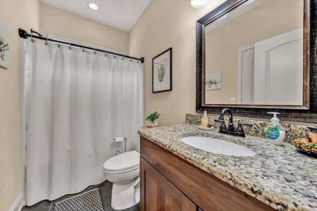 475 Deer Run CIR, Salem, VA 24153