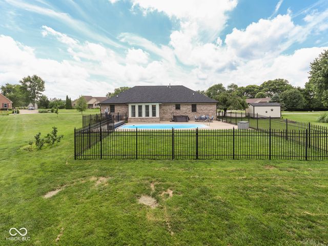 2836 Morgan Trail, Martinsville, IN 46151