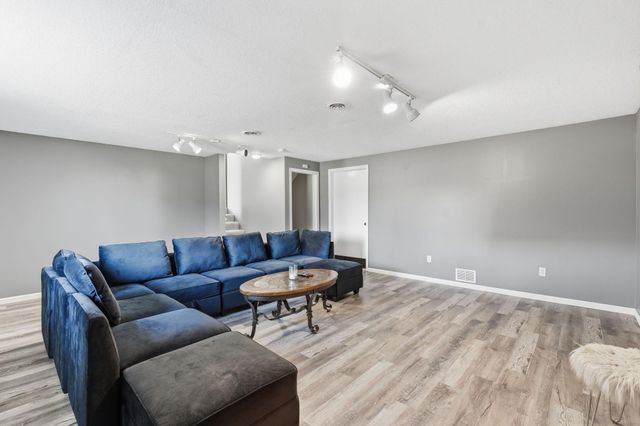23081 Navajo Street NW, Saint Francis, MN 55070