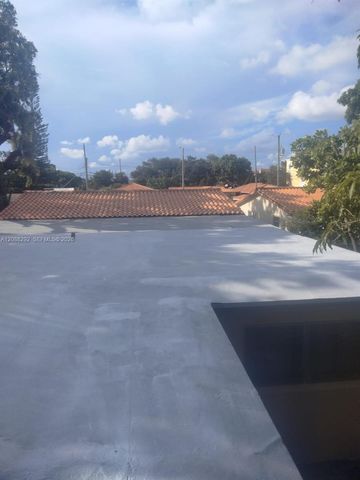 4717-19 NW 1st Street, Miami, FL 33126
