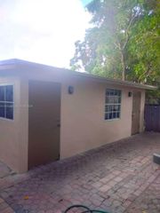 4717-19 NW 1st Street, Miami, FL 33126