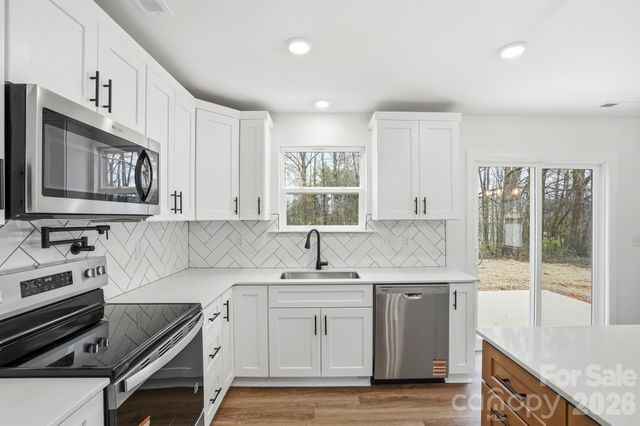 2509 Twin Avenue, Gastonia, NC 28052