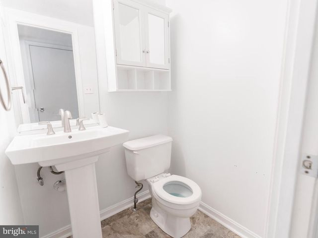 2922 STRAUSS TER, Silver Spring, MD 20904