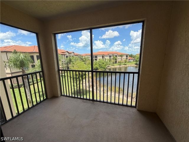 12970 Positano CIR 306, Naples, FL 34105