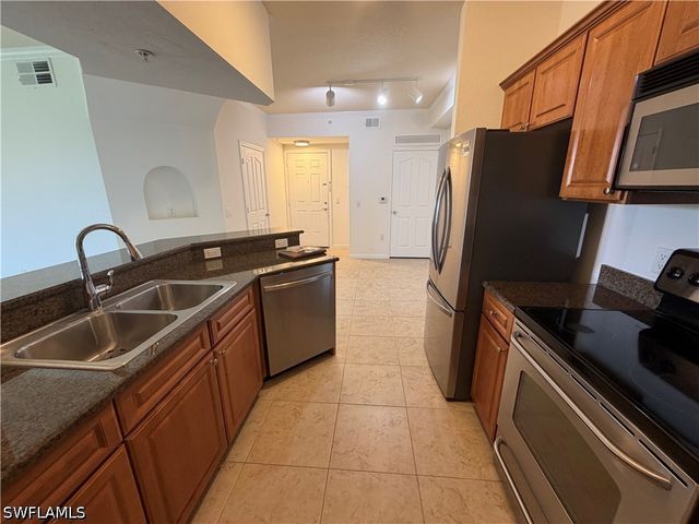 12970 Positano CIR 306, Naples, FL 34105