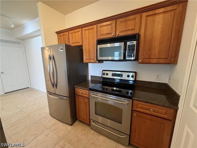12970 Positano CIR 306, Naples, FL 34105