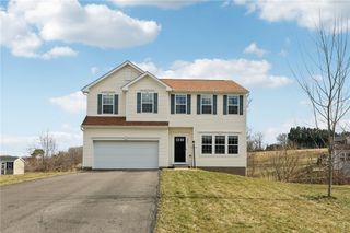 171 Kruger Cir, Forward Twp, PA 16033