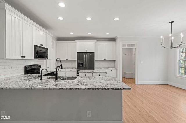 305 Sunset Grove Drive, Holly Springs, NC 27540