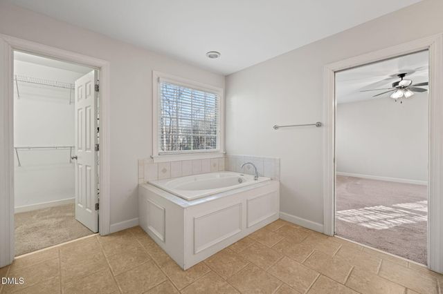 305 Sunset Grove Drive, Holly Springs, NC 27540