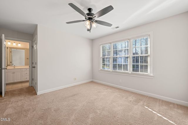 305 Sunset Grove Drive, Holly Springs, NC 27540