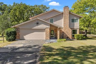 3136 Woodglen Drive, Commerce, TX 75428
