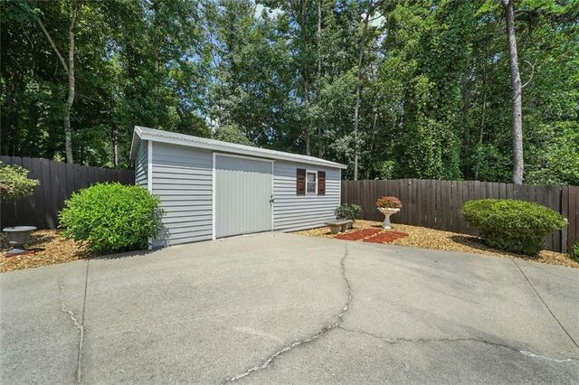 84 Ledbetter Road, Villa Rica, GA 30180