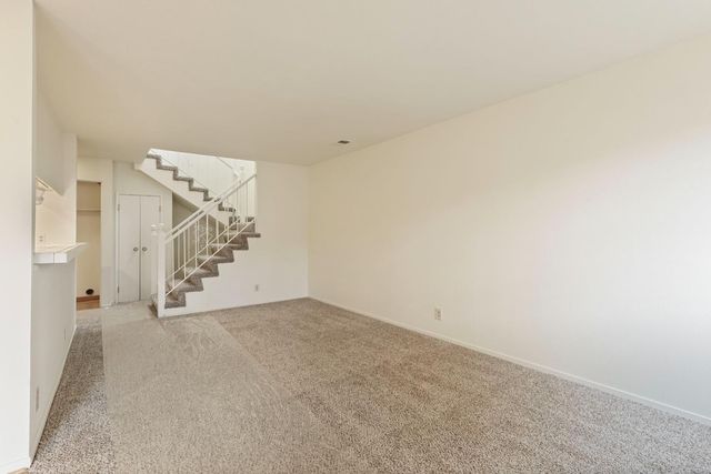 3124 Woods Cir, Davis, CA 95616