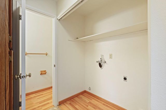 3124 Woods Cir, Davis, CA 95616