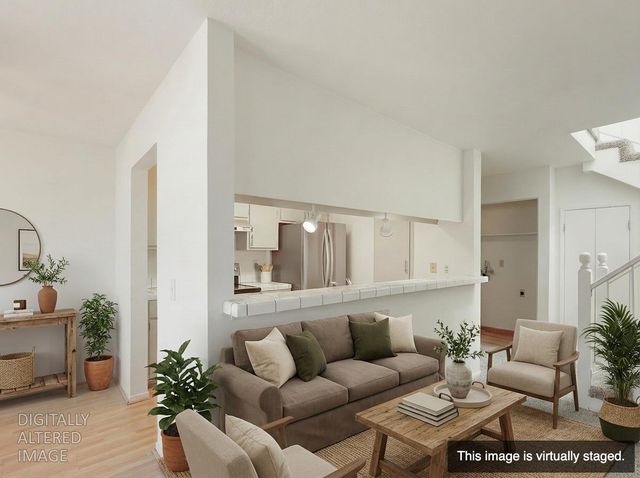 3124 Woods Cir, Davis, CA 95616