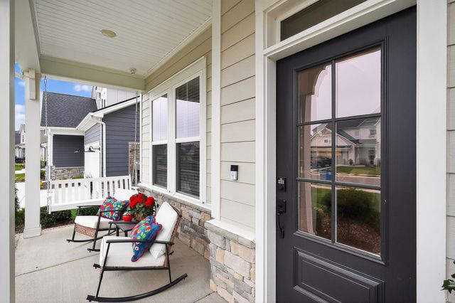 1067 Inez Dr, Smyrna, TN 37167