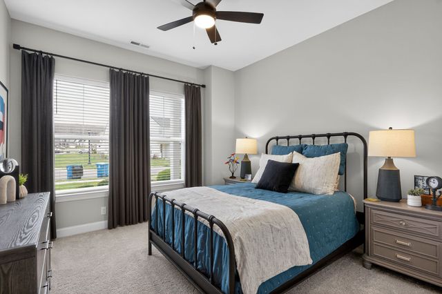 1067 Inez Dr, Smyrna, TN 37167