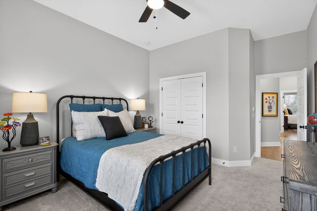 1067 Inez Dr, Smyrna, TN 37167