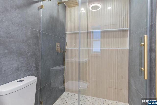 75 Demarest Avenue, Emerson, NJ 07630