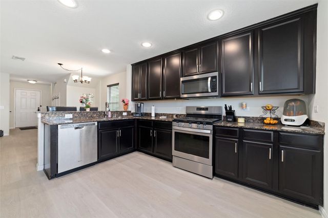 6803 Cortenridge Lane, Houston, TX 77048