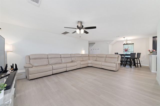 6803 Cortenridge Lane, Houston, TX 77048