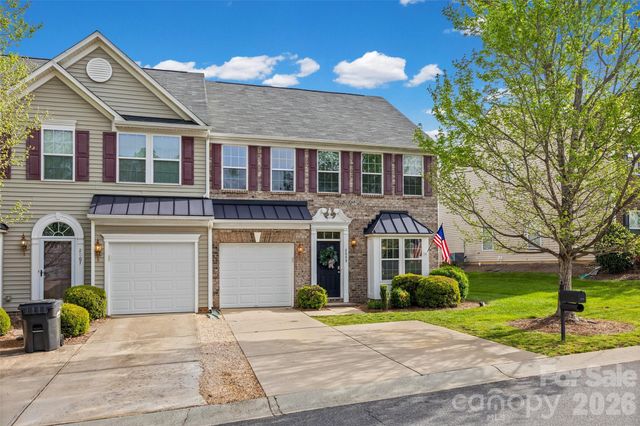 2009 Oxford Heights, Fort Mill, SC 29715