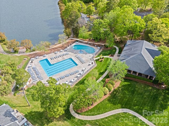 2009 Oxford Heights, Fort Mill, SC 29715