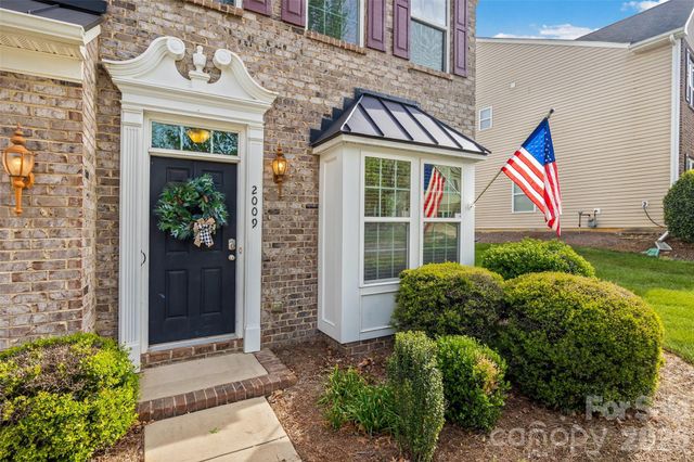 2009 Oxford Heights, Fort Mill, SC 29715