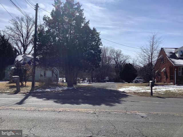 7705 OLD ALEXANDRIA FERRY RD, Clinton, MD 20735