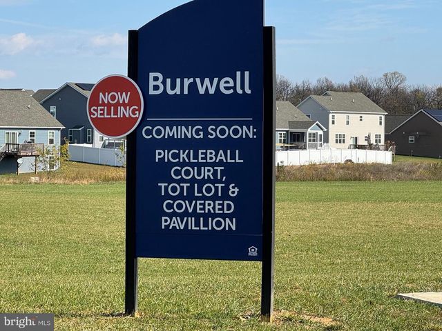 104 BARRIER REEF DR, Martinsburg, WV 25403