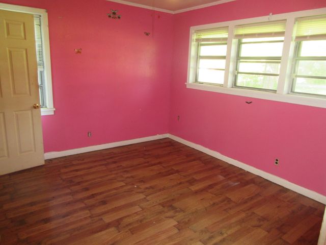 909 Wilton Place, Shreveport, LA 71107