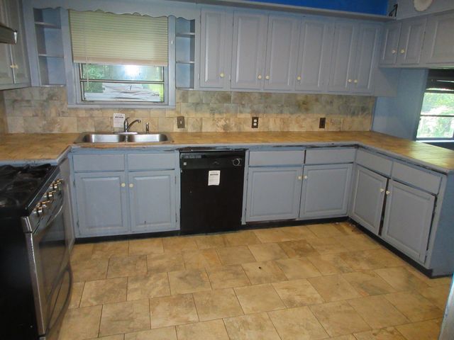 909 Wilton Place, Shreveport, LA 71107