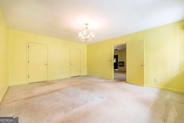6909 Forsyth Road, Macon, GA 31210