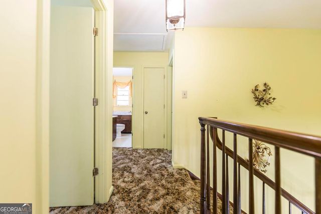 6909 Forsyth Road, Macon, GA 31210