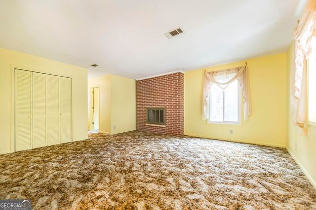 6909 Forsyth Road, Macon, GA 31210