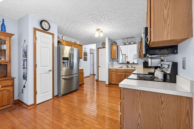 6324 Rossmore Lane, Canal Winchester, OH 43110