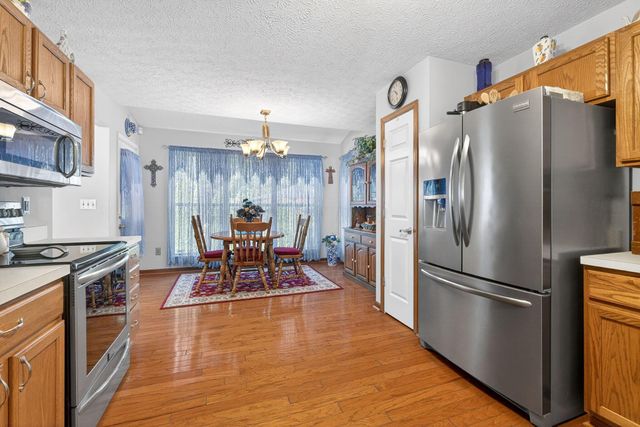 6324 Rossmore Lane, Canal Winchester, OH 43110