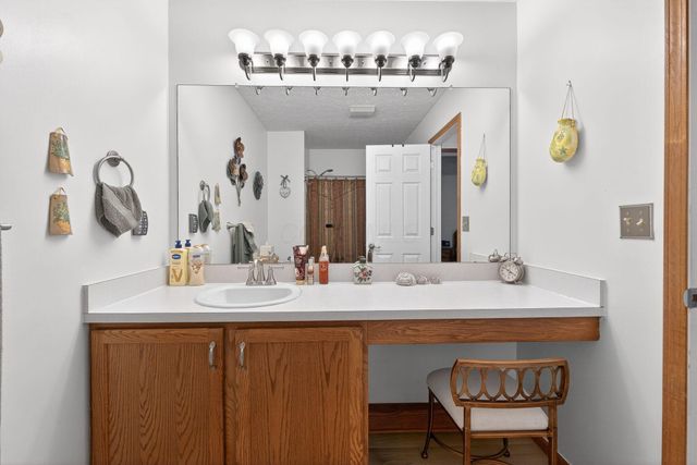 6324 Rossmore Lane, Canal Winchester, OH 43110