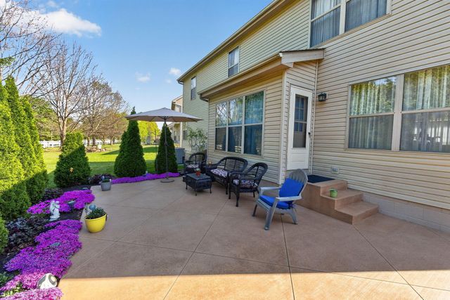 6324 Rossmore Lane, Canal Winchester, OH 43110