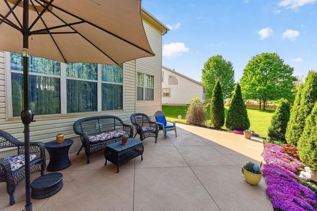 6324 Rossmore Lane, Canal Winchester, OH 43110