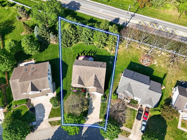 6324 Rossmore Lane, Canal Winchester, OH 43110