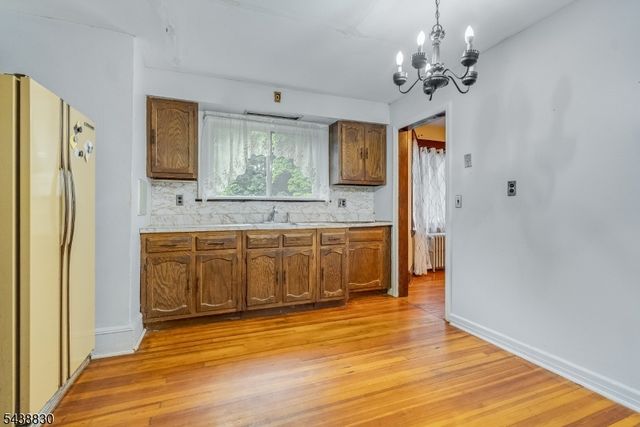 619 Maitland Ave, Teaneck Twp., NJ 07666