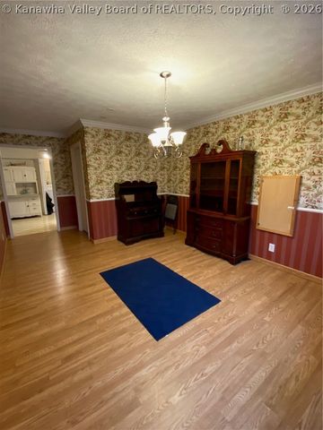 2222 Lincoln Avenue, St Albans, WV 25177