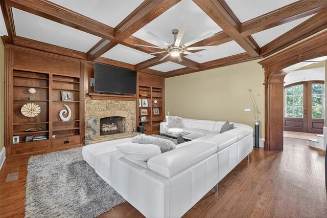 1770 Lane Creek Drive, Bishop, GA 30621