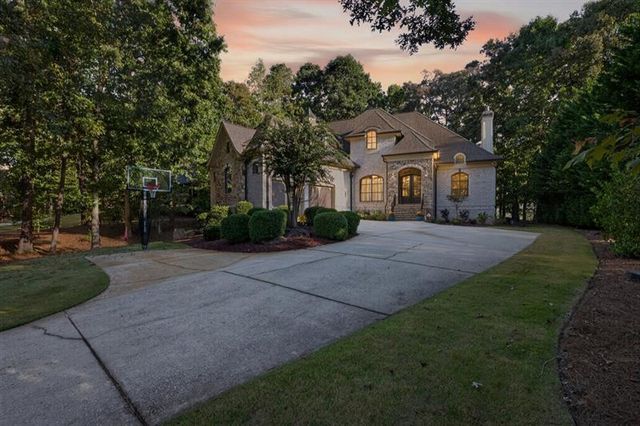 1770 Lane Creek Drive, Bishop, GA 30621