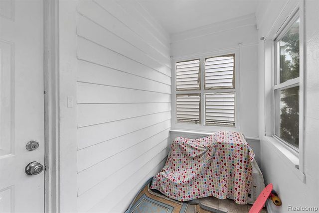 25520 New York Street, Dearborn Heights, MI 48125