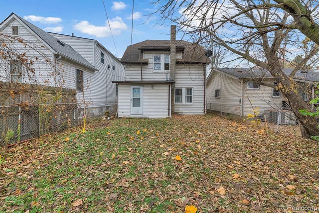 25520 New York Street, Dearborn Heights, MI 48125