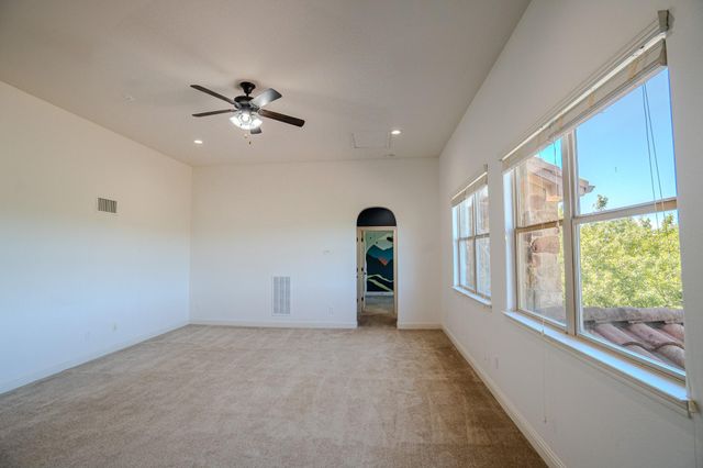 121 Feritti DR, Lakeway, TX 78734