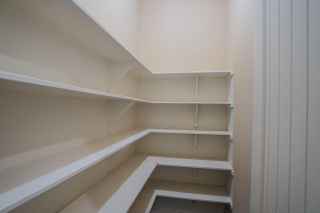 121 Feritti DR, Lakeway, TX 78734